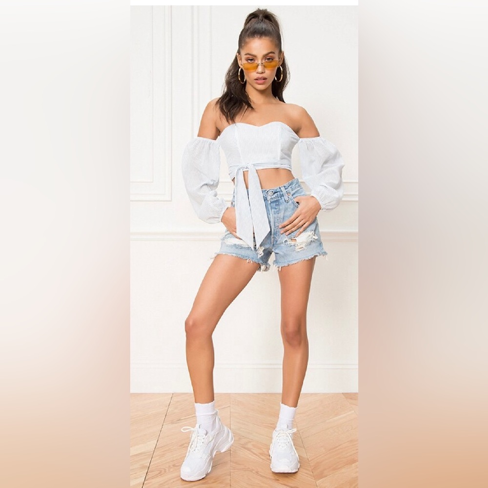 Superdown Maya Off Shoulder Crop Top in Blue Stripe Size Medium